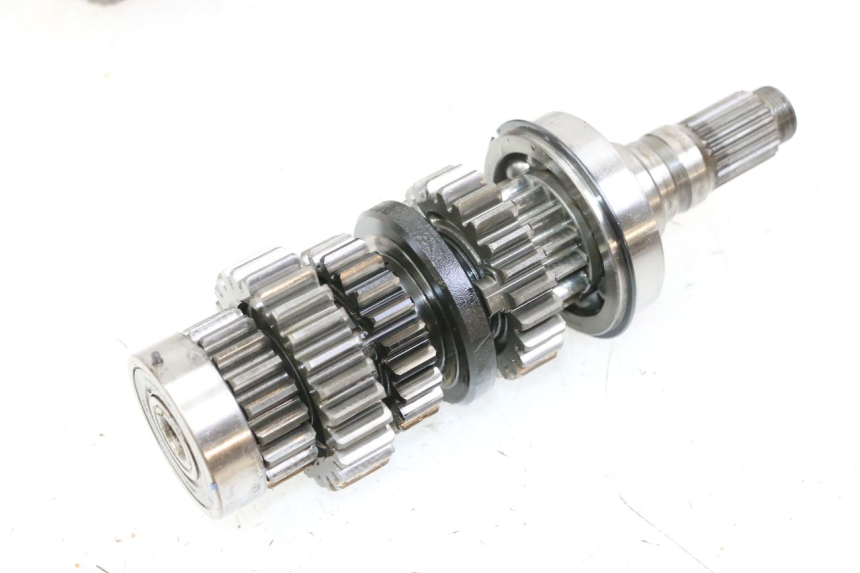 photo de BOITE DE VITESSE YAMAHA FJ 36Y 1100 (1984 - 1985) - Gros plan technique