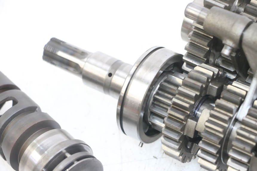 photo de BOITE DE VITESSE SUZUKI GS GSE 500 (2001 - 2003) - Gros plan technique