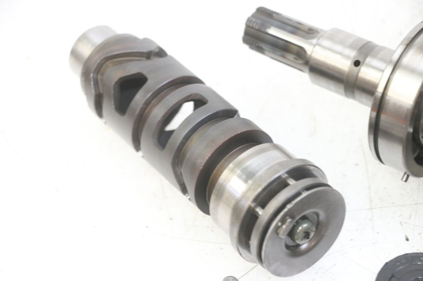 photo de BOITE DE VITESSE SUZUKI GS GSE 500 (2001 - 2003) - Points de fixation