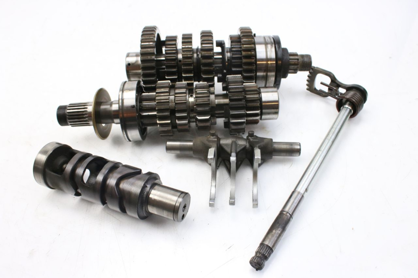 photo de BOITE DE VITESSE SUZUKI GSF S BANDIT 600 (2000 - 2004) - Vue principale