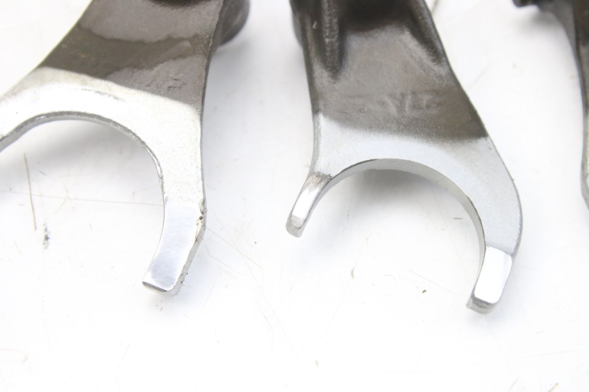 photo de BOITE DE VITESSE SUZUKI GSF S BANDIT 600 (2000 - 2004) - Zoom état d’usage