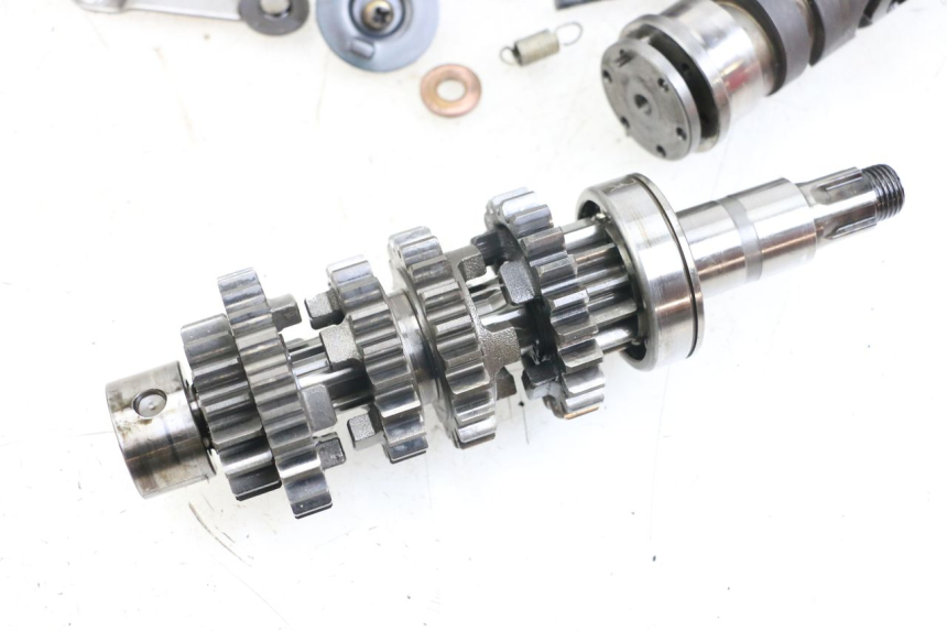 photo de BOITE DE VITESSE SUZUKI GSX E 250 (1982 - 1983) - Inspection visuelle