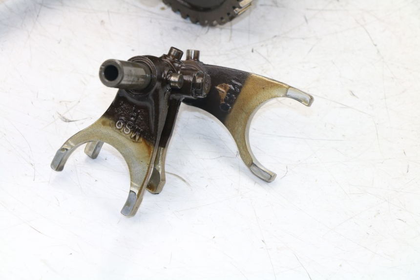 photo de BOITE DE VITESSE HONDA NTV REVERSE 650 (1993 - 1994) - Marquages et références