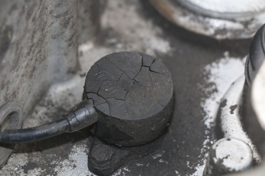 photo de BOITE DE VITESSE BMW K100 1000 (1982 - 1990) - Autre angle de vue