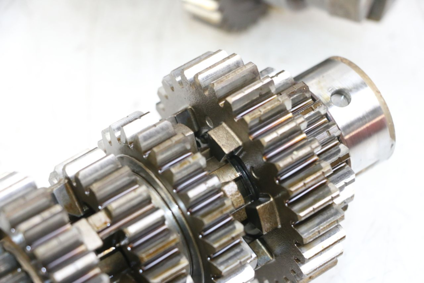 photo de BOITE DE VITESSE KAWASAKI GTR 1000 (1994 - 2004) - Points de fixation