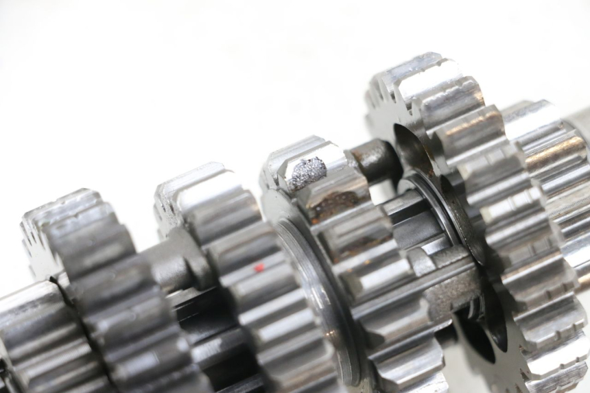 photo de BOITE DE VITESSE KAWASAKI KDX 125 (1990 - 1991) - Autre angle de vue