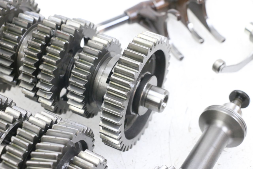 photo de BOITE DE VITESSE MOTO GUZZI NORGE 8V GT 1200 (2011 - 2016) - État de surface