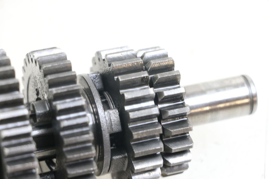 photo de BOITE DE VITESSE APOLLO RFZ 140 - Gros plan technique