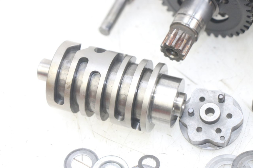 photo de BOITE DE VITESSE GILERA RK 50 (1996 - 1999) - Angle alternatif