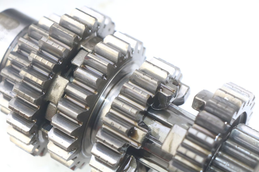 photo de BOITE DE VITESSE TRIUMPH SPRINT ST 955 (1999 - 2001) - Détail de la pièce