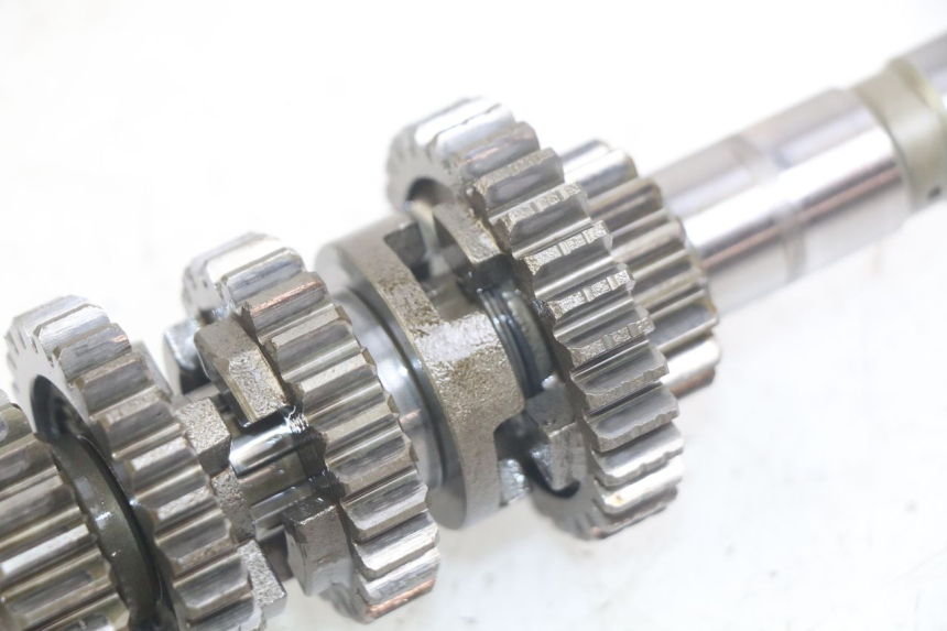 photo de BOITE DE VITESSE YAMAHA SR 125 (1982 - 2003) - Zoom état d’usage