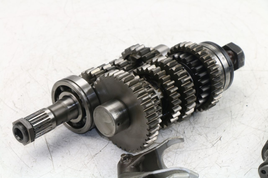 photo de BOITE DE VITESSE SUZUKI GSF N BANDIT 650 (2005 - 2006) - Vue d’ensemble