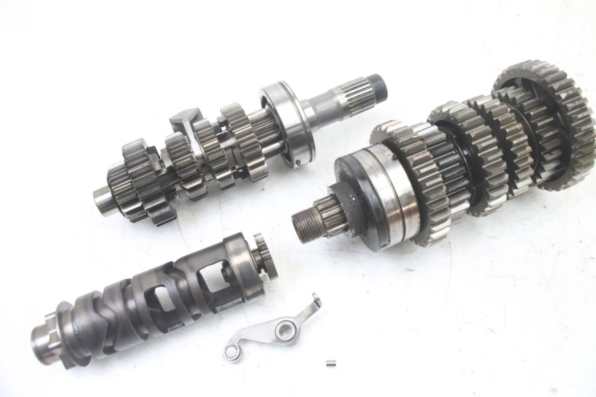 photo de BOITE DE VITESSE SUZUKI GSF S BANDIT 600 (2000 - 2004) - Détails caractéristiques