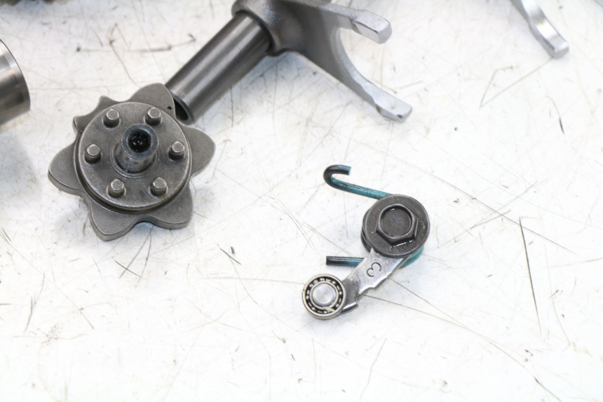 photo de BOITE DE VITESSE SUZUKI SFV GLADIUS 650 (2009 - 2015) - Détails caractéristiques