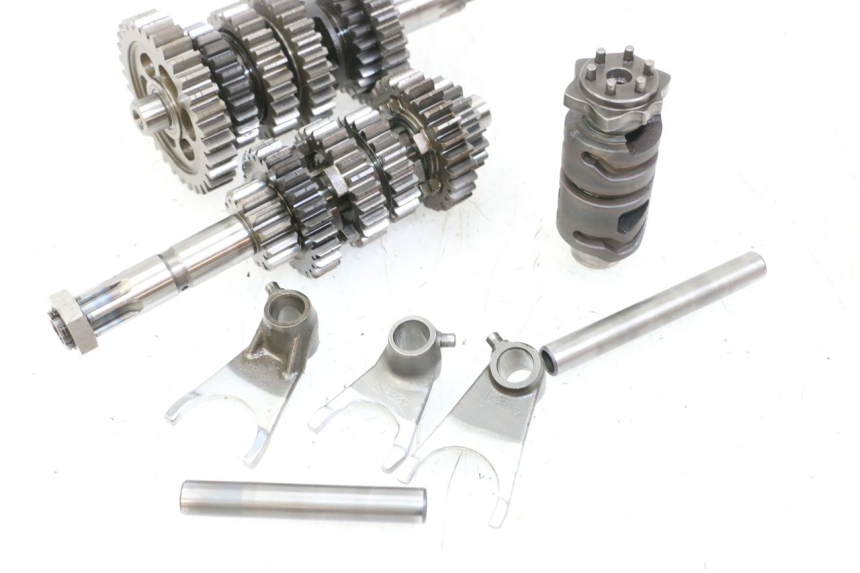 photo de BOITE DE VITESSE SUZUKI SV S 650 (1999 - 2002) - Points de fixation