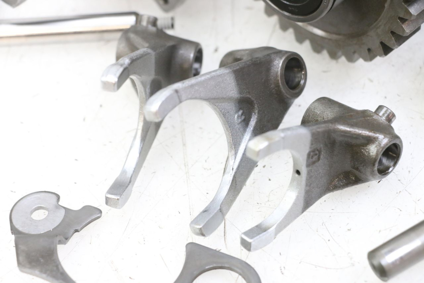 photo de BOITE DE VITESSE YAMAHA TDM ABS 900 (2002 - 2014) - Angle alternatif