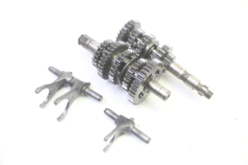 photo de BOITE DE VITESSE YAMAHA TTR 125 (2000 - 2020) - Gros plan technique