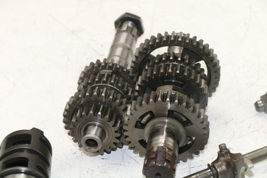 photo de BOITE DE VITESSE YAMAHA VIRAGO 125 (1996 - 2003) - Détails caractéristiques