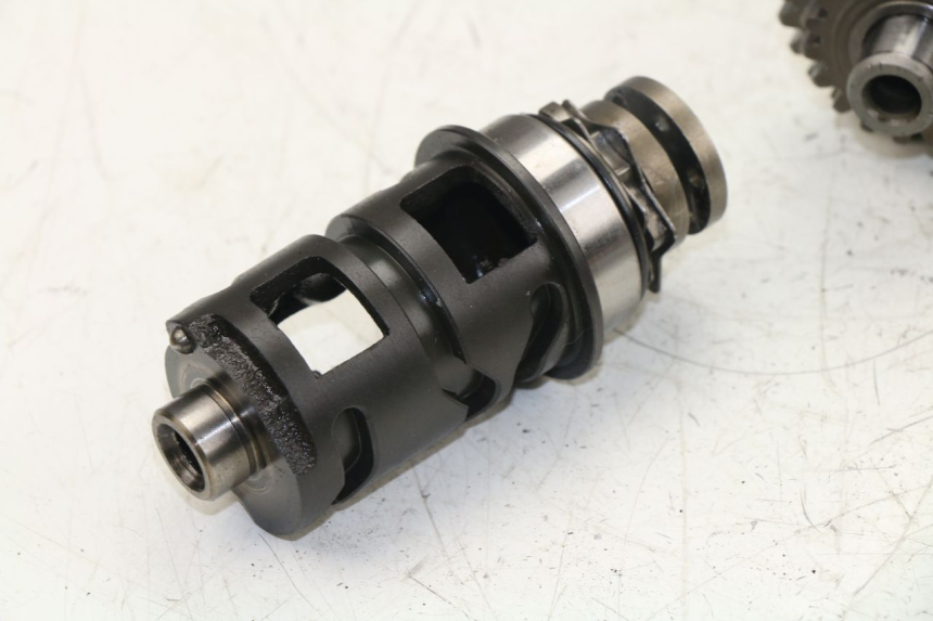 photo de BOITE DE VITESSE YAMAHA VIRAGO 125 (1996 - 2003) - État de surface