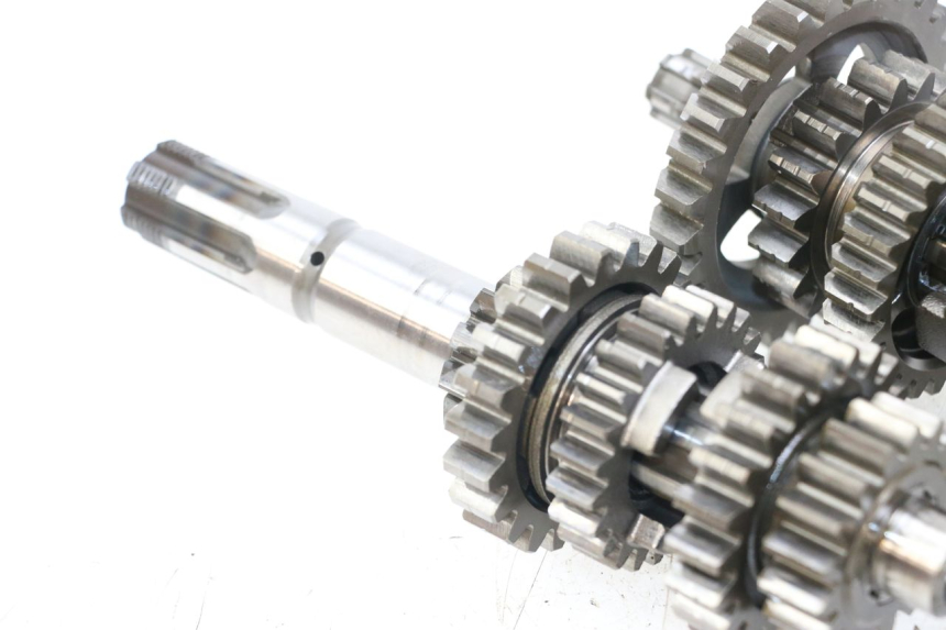 photo de BOITE DE VITESSE SUZUKI VL INTRUDER 125 (2004 - 2007) - Gros plan technique