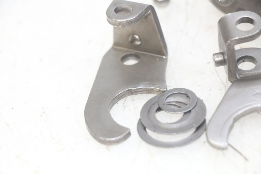 photo de BOITE DE VITESSE PEUGEOT XP6 50 (2006 - 2011) - Gros plan technique