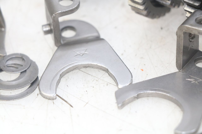 photo de BOITE DE VITESSE PEUGEOT XP6 50 (2006 - 2011) - Points de fixation