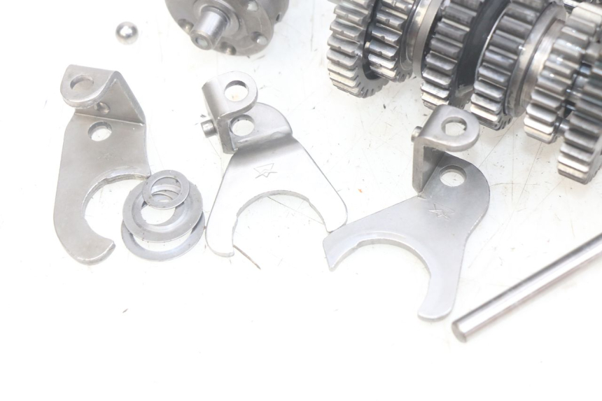 photo de BOITE DE VITESSE PEUGEOT XP6 50 (2006 - 2011) - État de surface