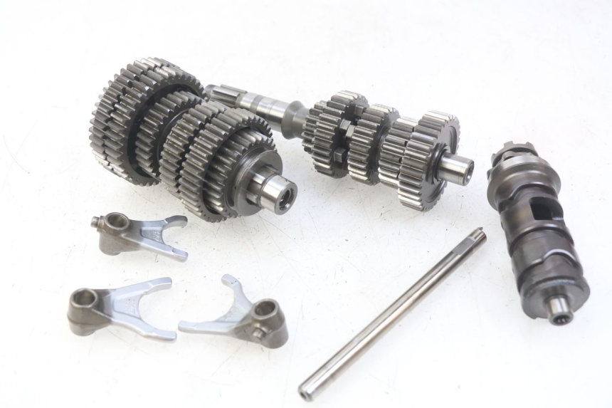 photo de BOITE DE VITESSE YAMAHA XV VIRAGO 750 (1984 - 1998) - Détails caractéristiques