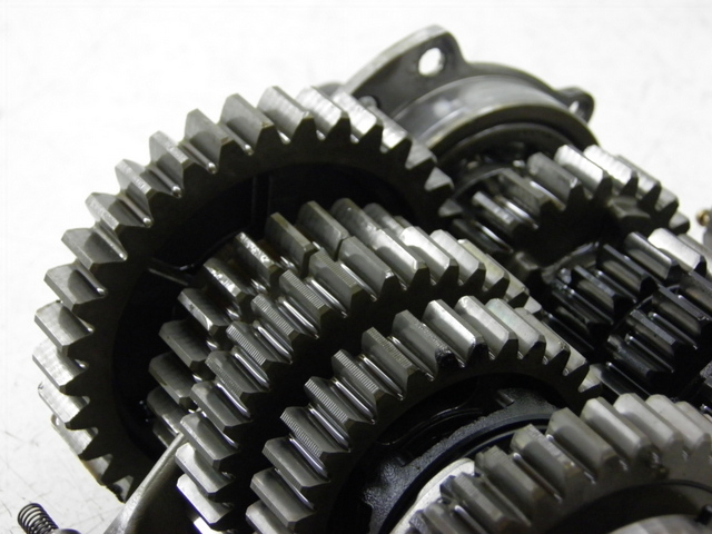 photo de BOITE DE VITESSE YAMAHA TDM 900 (2004 - 2006) - Zoom composants