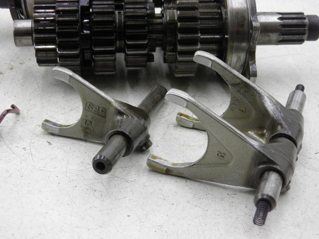 photo de BOITE DE VITESSE YAMAHA TDM 900 (2004 - 2006) - Inspection visuelle