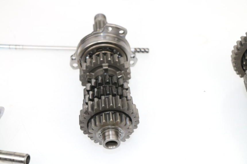 photo de BOITE DE VITESSE YAMAHA XJ6 ABS 600 (2008 - 2016) - Autre angle de vue