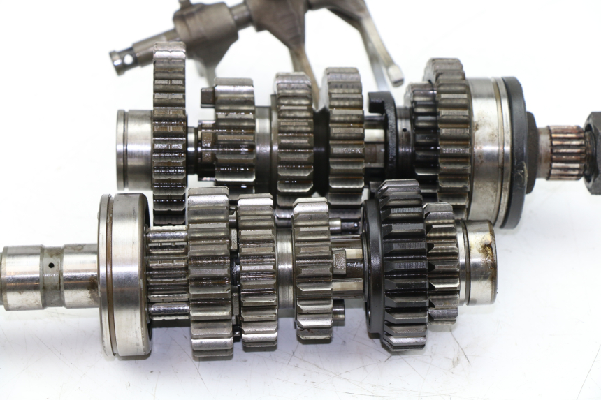 photo de BOITE DE VITESSE YAMAHA XJS DIVERSION 600 (2000 - 2003) - Vue rapprochée