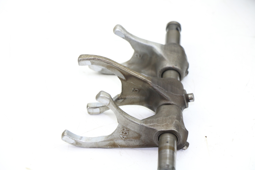 photo de BOITE DE VITESSE YAMAHA XJS DIVERSION 600 (2000 - 2003) - Gros plan technique