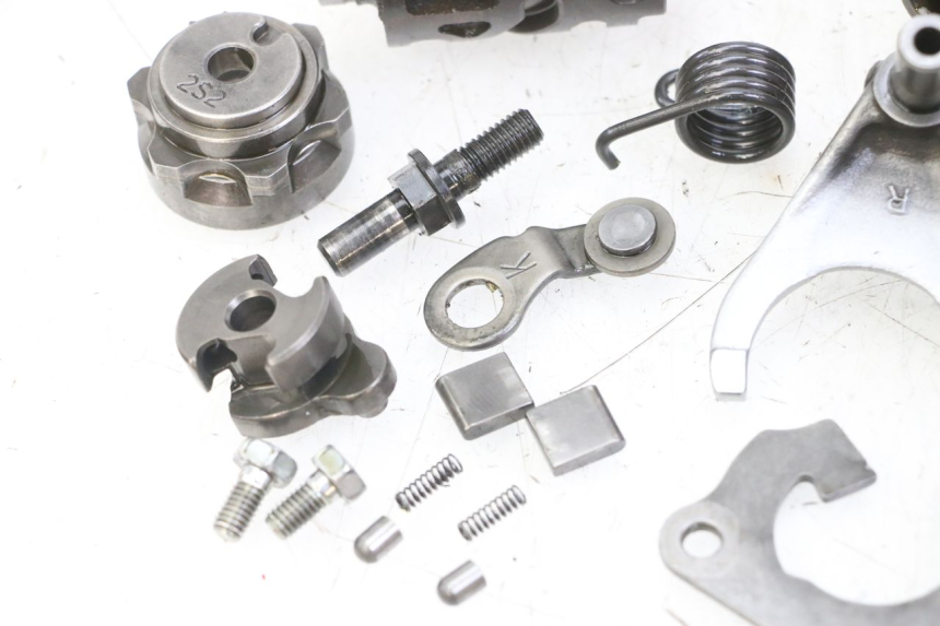 photo de BOITE DE VITESSE YAMAHA YZ-F YZF 250 (2007 - 2013) - Détails caractéristiques