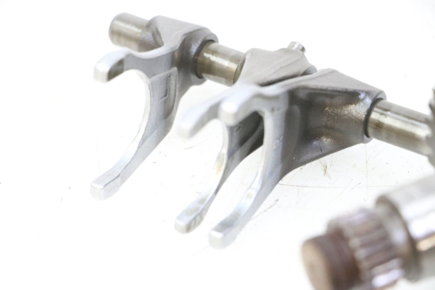 photo de BOITE DE VITESSE YAMAHA YFM R RAPTOR 250 (2008 - 2014) - Autre angle de vue