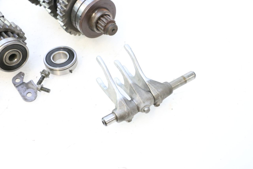 photo de BOITE DE VITESSE YAMAHA YZF R GENESIS 750 (1993 - 1998) - Marquages et références