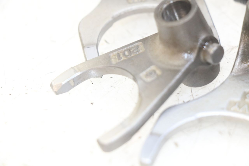 photo de BOITE DE VITESSE YAMAHA YZF R1 1000 (2007 - 2008) - Photo complémentaire