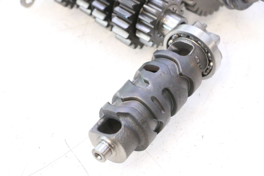 photo de BOITE DE VITESSE YAMAHA YZF R6 600 (2008 - 2009) - Zoom composants
