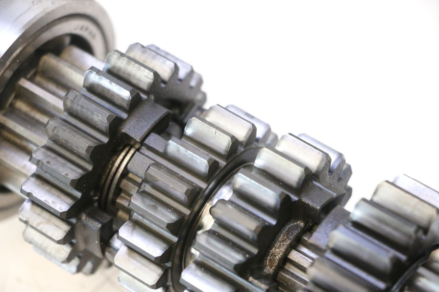 photo de BOITE DE VITESSE YAMAHA YZF R6 600 (2008 - 2009) - Angle alternatif