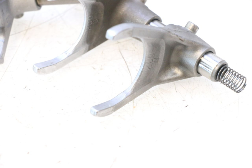 photo de BOITE DE VITESSE YAMAHA YZF R6 600 (2008 - 2009) - Pièce contrôlée