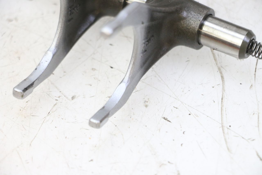 photo de BOITE DE VITESSE YAMAHA YZF YZ-F 450 (2014 - 2016) - Zoom état d’usage