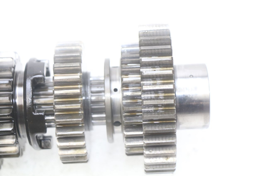 photo de BOITE DE VITESSE KAWASAKI ZR7 ZR-7 S 750 (1999 - 2004) - Zoom état d’usage