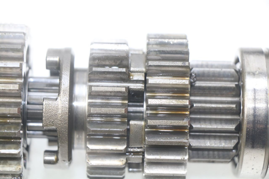 photo de BOITE DE VITESSE KAWASAKI ZR7 ZR-7 S 750 (1999 - 2004) - Points de fixation