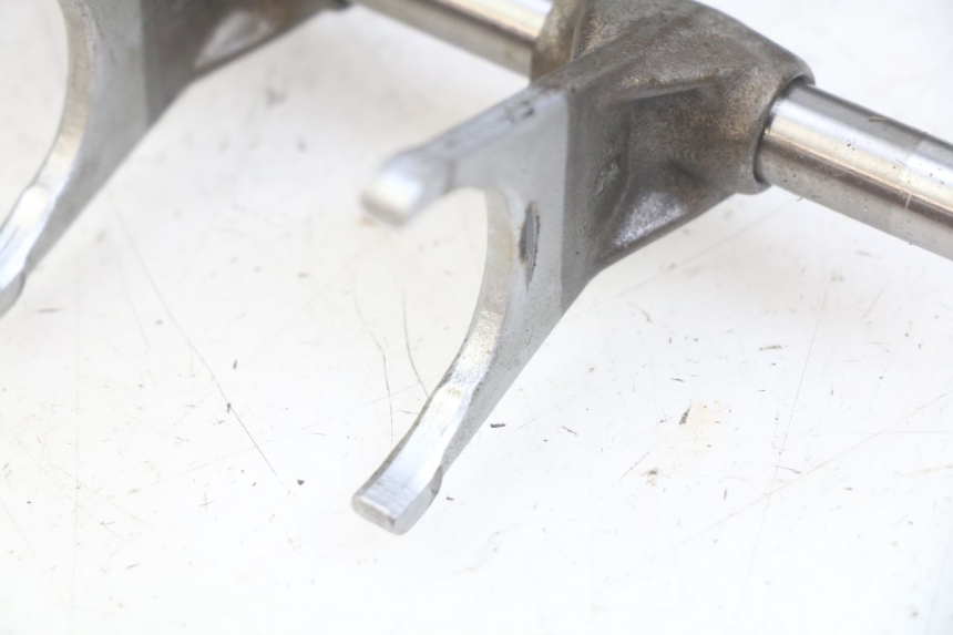 photo de BOITE DE VITESSE KAWASAKI ZX-6R ZX6R 600 (1995 - 1997) - Angle alternatif