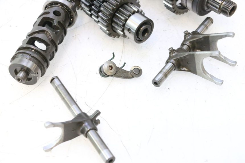 photo de BOITE DE VITESSE KAWASAKI ZX-6R ZX6R 600 (2000 - 2002) - Focus structure
