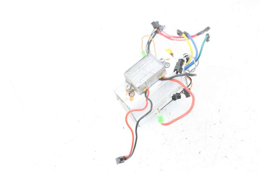 photo de BOITIER CDI DUALTRON AMINIA 1 - Autre angle de vue