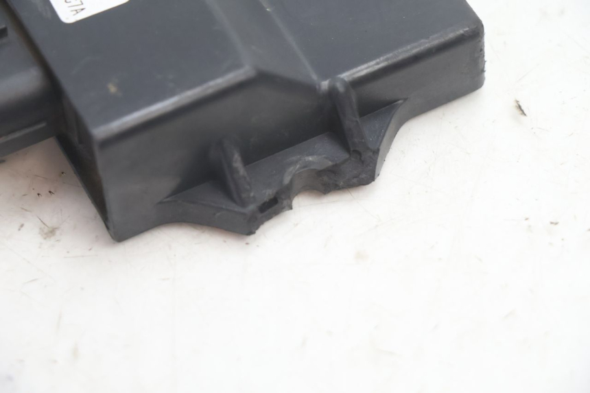 photo de BOITIER CDI YAMAHA BW'S BWS 125 (2010 - 2013) - Autre angle de vue