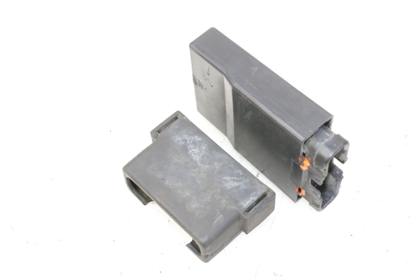 photo de BOITIER CDI HONDA CBR RR FIREBLADE 900 (1992 - 1994) - Zoom état d’usage