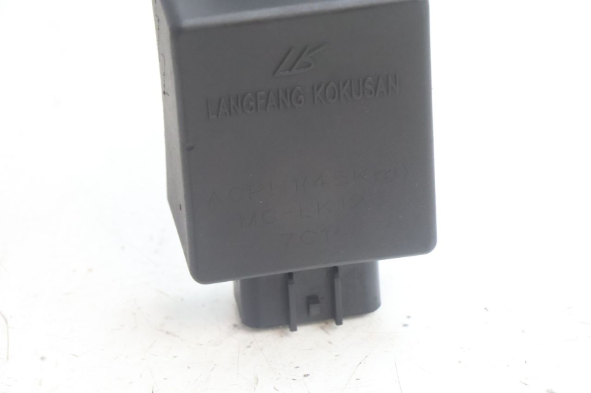 photo de BOITIER CDI PEUGEOT CITYSTAR 2T 50 (2018 - 2021) - Points de fixation
