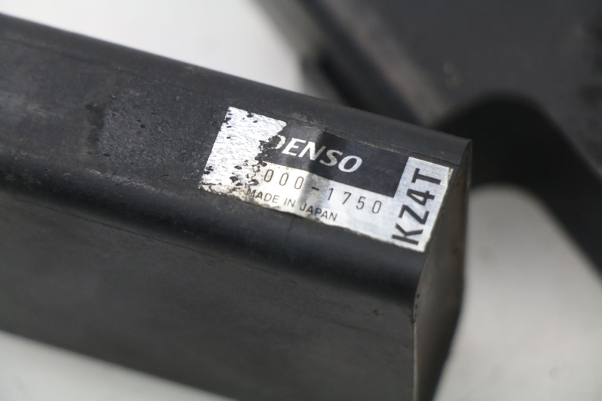 photo de BOITIER CDI HONDA CR 125 (2000 - 2001) - Autre angle de vue